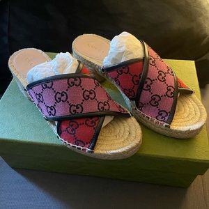 Authentic Gucci multi color espadrilles sandals